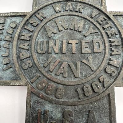 Grave Marker of Spanish War Veterans 1898-1902 Army United Navy