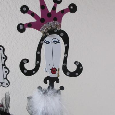 Tin metal Jewlry stand Mirror on the wall.