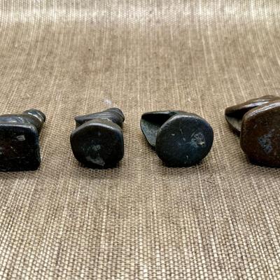 LOT 16 - Bronze Opium Weight Set