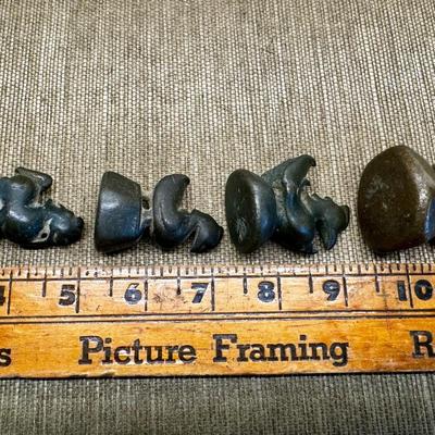 LOT 16 - Bronze Opium Weight Set