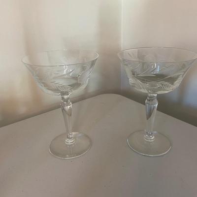 Lot of 4 Vintage Glassware