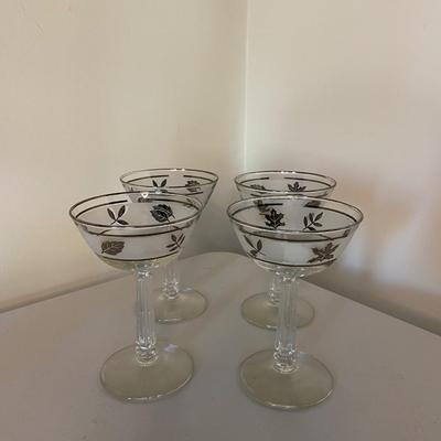 Set of 4 Vintage Libbey Silver Foliage Champagne / Wine Glasses