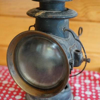 DIETZ DRIVING LAMP. ORIGINAL FINISH AND LENS.