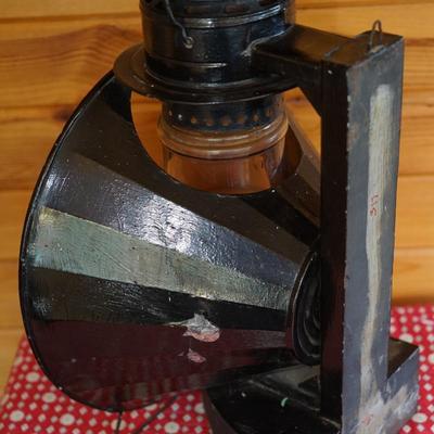 ANTIQUE DIETZ BEACON RAILROAD LANTERN