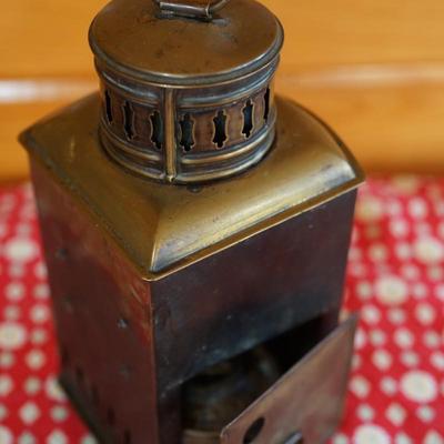 DIETZ BRASS MARI TIME LANTERN W/ ORIGINAL BLUE RIBBED GLOBE