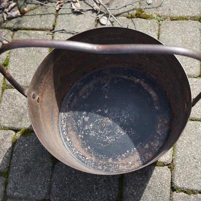 MOST UNIQUE 19TH CENTURY HAND FORGED HEART HANDLED COOKING POT