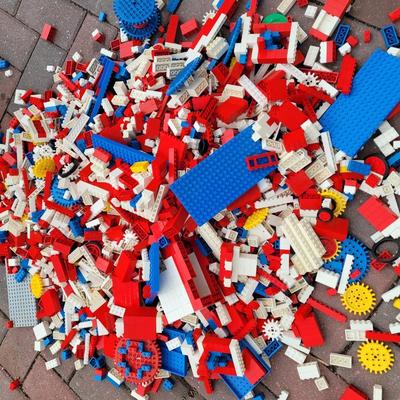Large lot of leggos with cardboard barrel