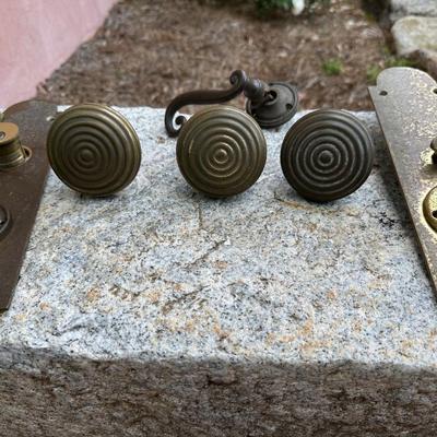 Set of Door Knobs & Door Locks (2)