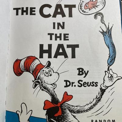 Vintage Dr Seuss "The Cat in the Hat" Beginners Book in Good Preowned Condition as Pictured.