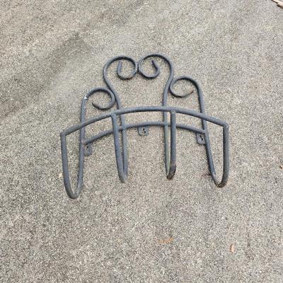 Assorted Plant Stands & Hose Holders (G2-JS)