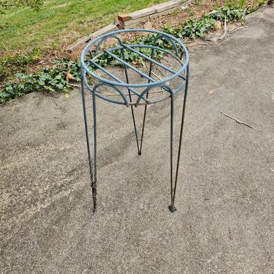 Assorted Plant Stands & Hose Holders (G2-JS)