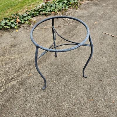 Assorted Plant Stands & Hose Holders (G2-JS)