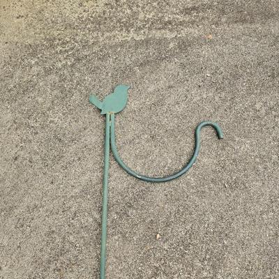 Assorted Plant Stands & Hose Holders (G2-JS)