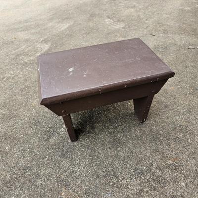 Collection of Step Stools (G2-JS)