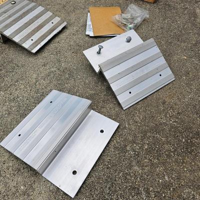 Wooden Car Ramps (G2-JS)