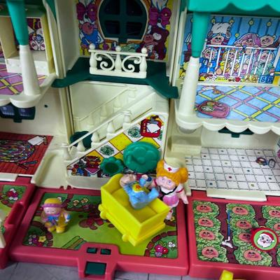 Tiny Cabbage Patch Playhouse 
