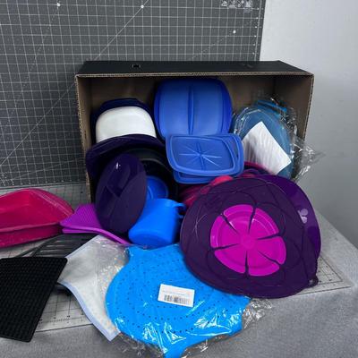 Ginormous SILICON Cookware and covers