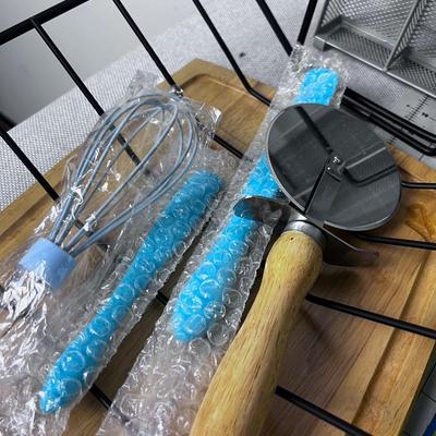 Large Flat of Mixed Kitchen STUFF