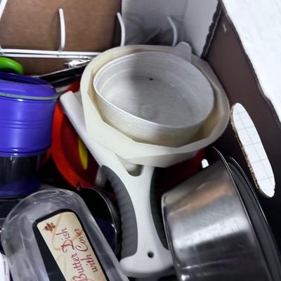 Holy Toledo, And a 3rd Large Flat of Mixed Kitchen STUFF