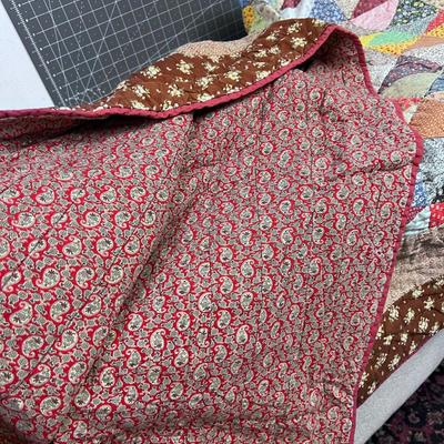 WOW! Calico Paisley Triangle Quilt 
