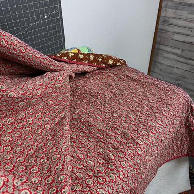 WOW! Calico Paisley Triangle Quilt 