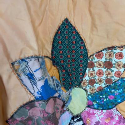 AWESOME ORANGE Flower Power Patchwork Quilt. 