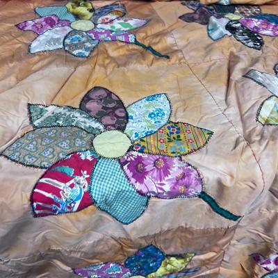 AWESOME ORANGE Flower Power Patchwork Quilt. 