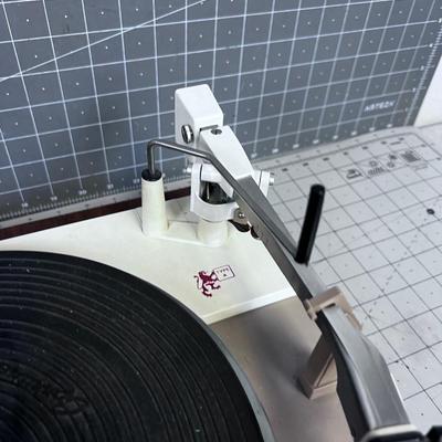 GARRARD Turntable