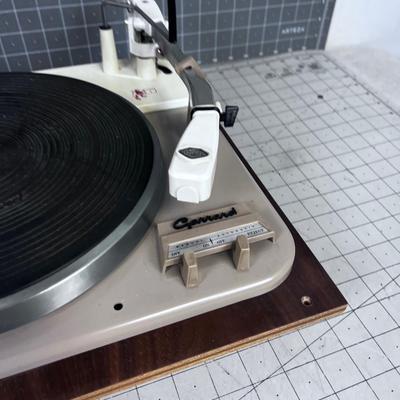 GARRARD Turntable