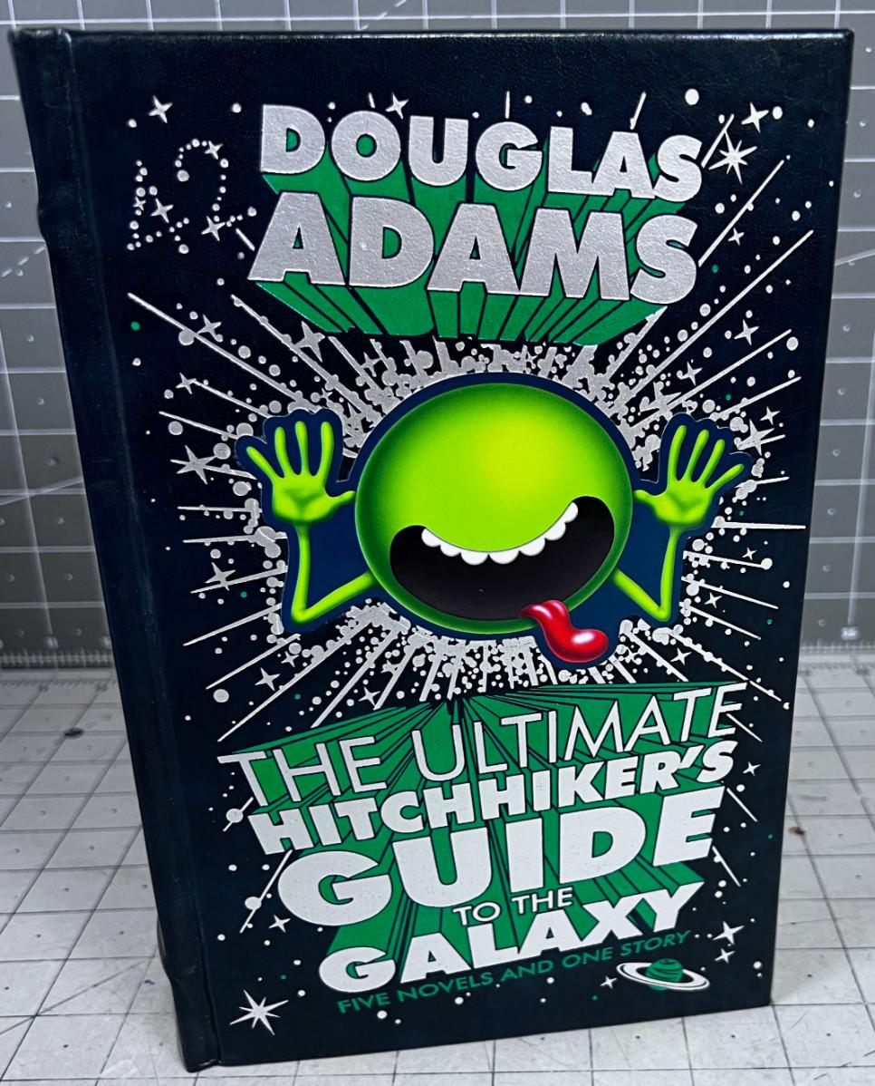 Douglas Adams, THE ULTIMATE HITCHHIKER