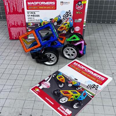 MAGFORMERS, in Original Box