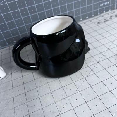 Darth Vader and R2D2 Mugs Ceramic