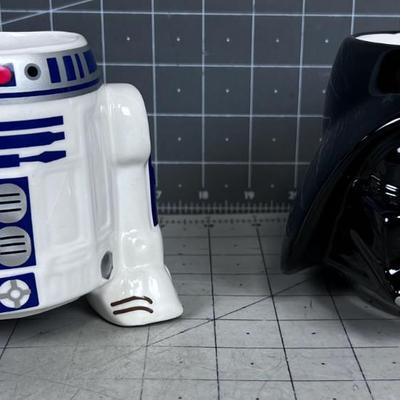 Darth Vader and R2D2 Mugs Ceramic
