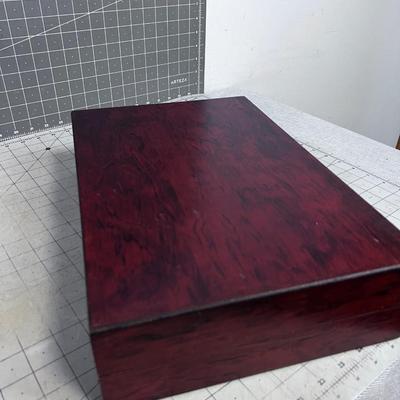 ART Kit: Never used. Oil, Acrylic, Water and Pastel. In Lovely Dark Walnut wood Box. ART 101