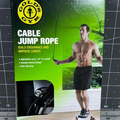 NEW Golds Gym Jump Rope 