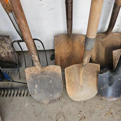 Shovels, Hoes & Rakes (G2-JS)