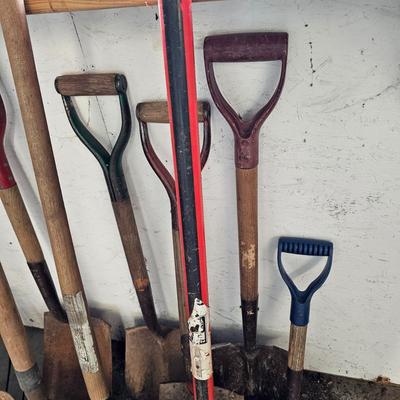 Shovels, Hoes & Rakes (G2-JS)