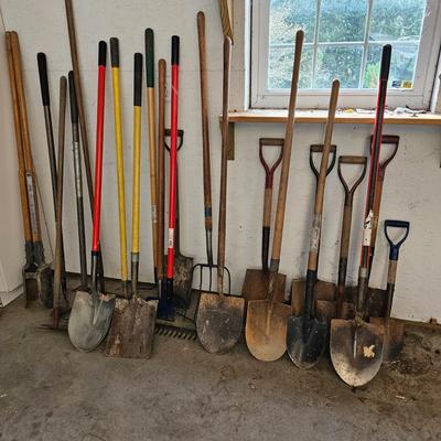 Shovels, Hoes & Rakes (G2-JS)