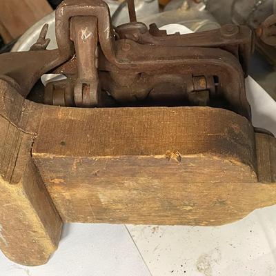 Antique 1800s Band Saw Setter and Sharpener?