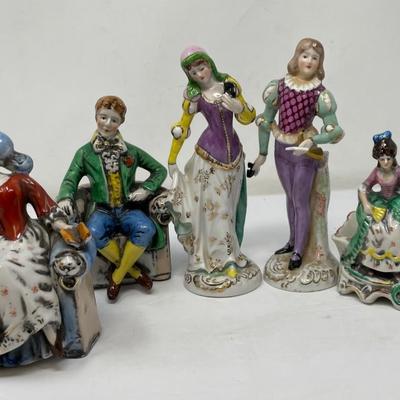 Vintage Lot of 5 Colonial Japan figurines