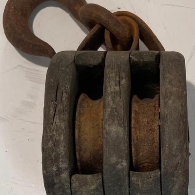 Maritime Wood Block Tackle Pulley/ MADESCO PRODUCT/EASTON PENNSYLVANIA