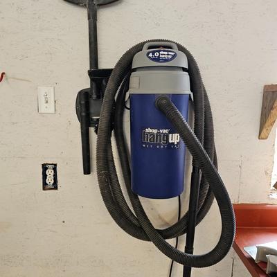 Shop Vac Wet/Dry Vacuum w/ Mount (G2-JS)