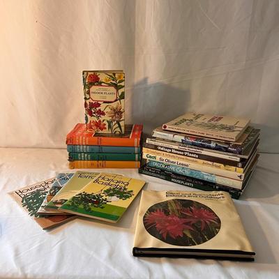 House Plants and Succulents Books (D-DZ)