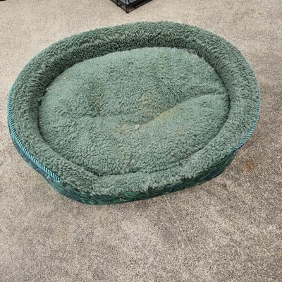 Collection of Pet Crates, Carriers & More (G2-JS)
