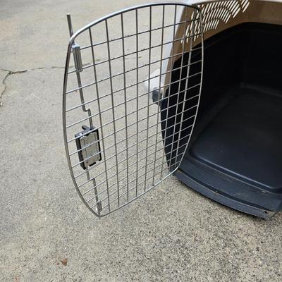 Collection of Pet Crates, Carriers & More (G2-JS)