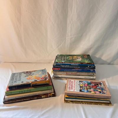 â€œHow-Toâ€ DIY Books (D-DZ)