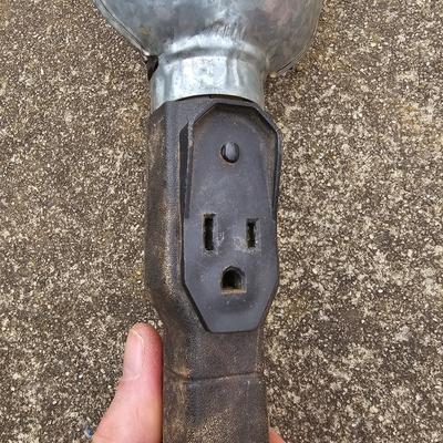 Utilitech Halogen Worklight & Three Trouble Lights (G2-JS)