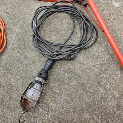 Utilitech Halogen Worklight & Three Trouble Lights (G2-JS)