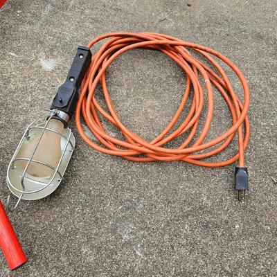 Utilitech Halogen Worklight & Three Trouble Lights (G2-JS)