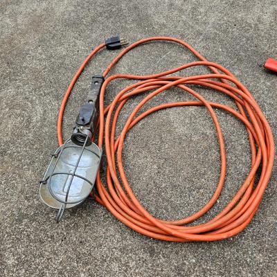Utilitech Halogen Worklight & Three Trouble Lights (G2-JS)